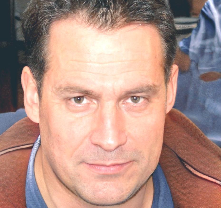 Portrait de Grégoire Lamoureux, expert en stratégie d'entreprise